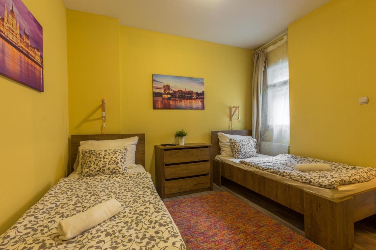 Goodmo House Hostel Budapest Luaran gambar