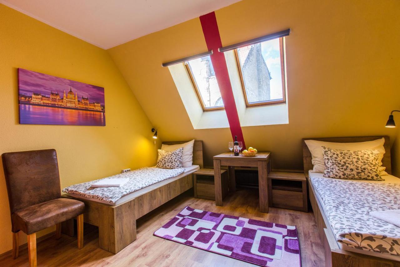 Goodmo House Hostel Budapest Luaran gambar