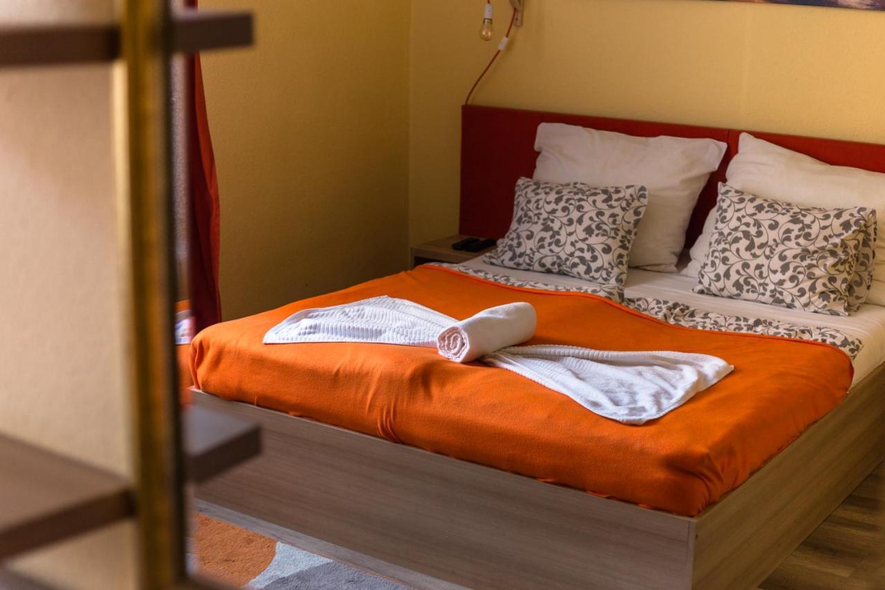 Goodmo House Hostel Budapest Luaran gambar